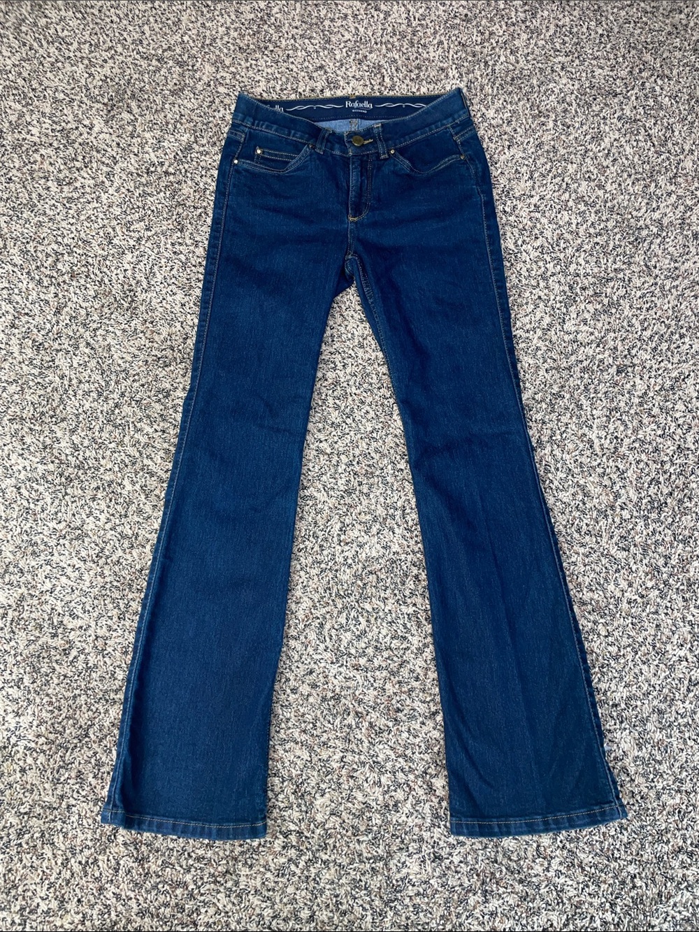 Rafaella Weekend Slimming Deep Indigo Slim Bootcut Jeans Size 4P | NWOT